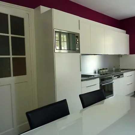 Casa vacanze Maison De 3 Chambres A Paris A 300 M De La Avec Vue Sur La Et Jardin Clos *